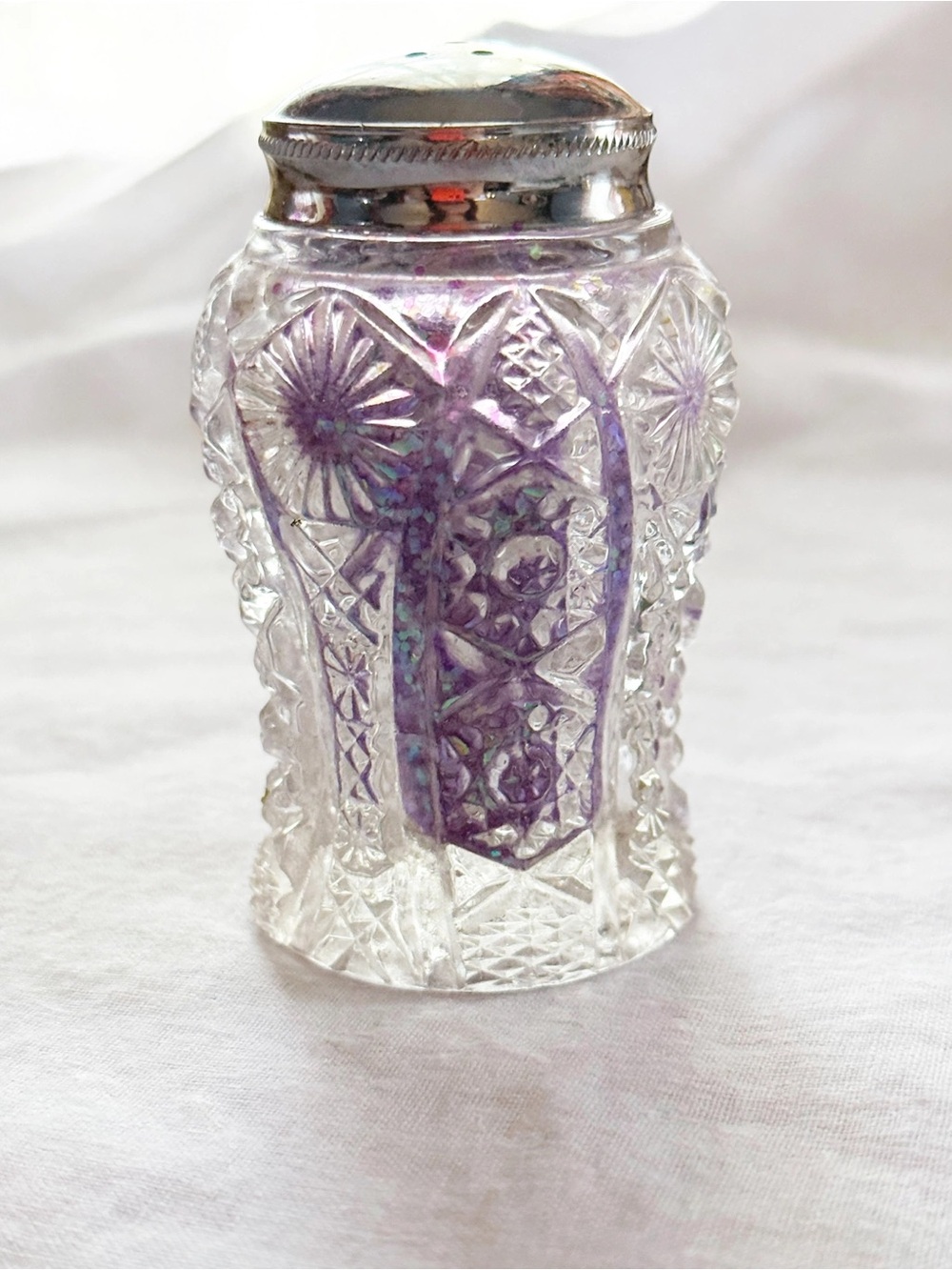 Daisy & Button Glitter Shaker
